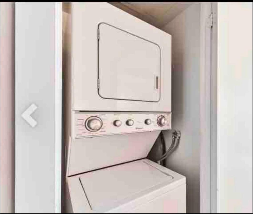 Beautiful Unit In Heart Of Downtown Toronto Apartment ภายนอก รูปภาพ